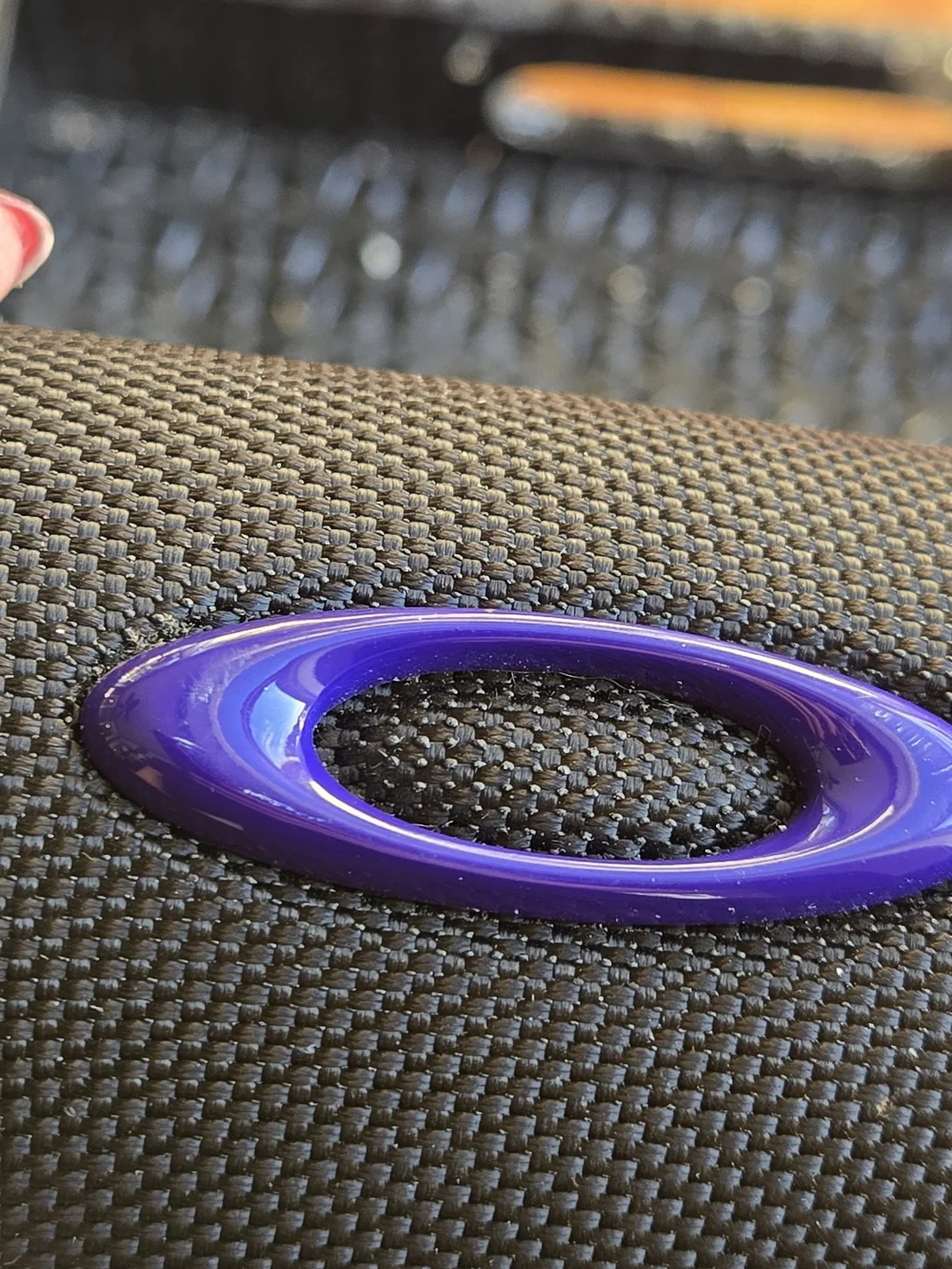 Oakley Small Carbon Fiber Style Hard Sunglasses Case – Purple Logo